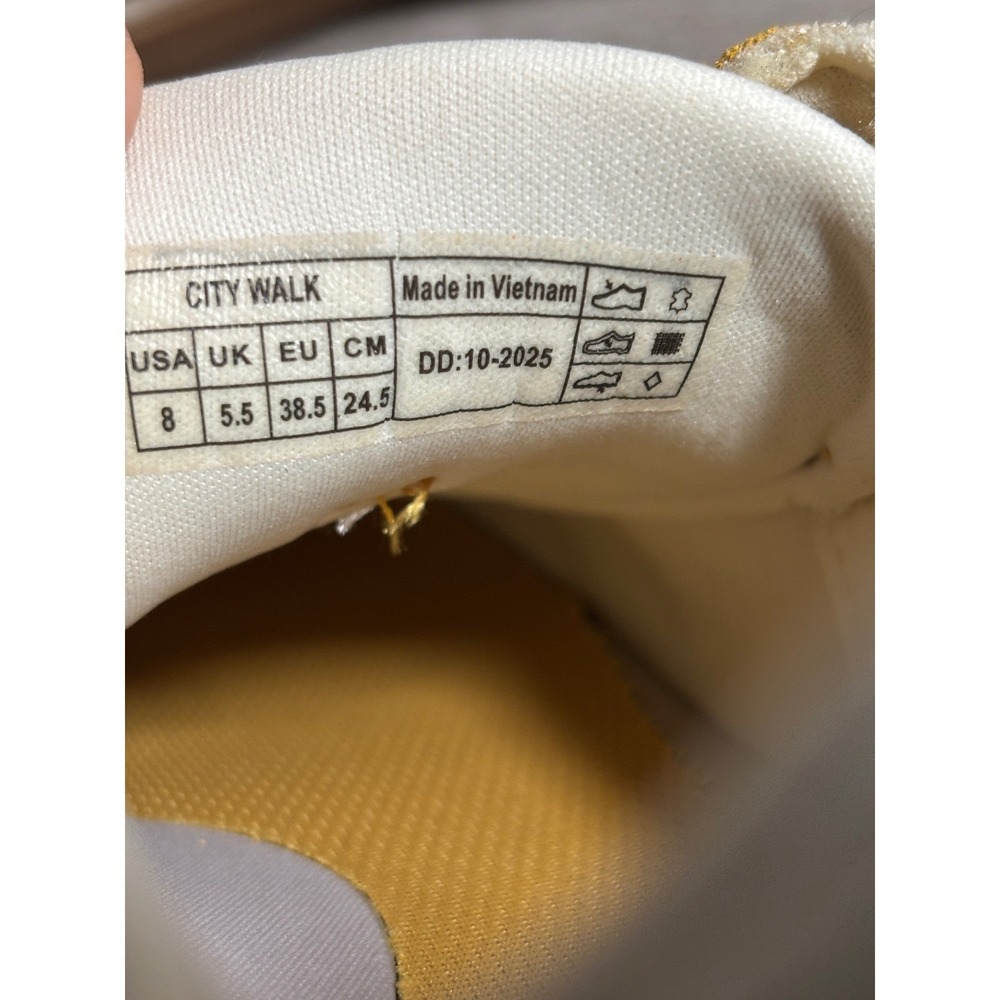 Vionic Womens 8 Suede Lace Up Sneakers Retro Gum Sole Orthotic Support City Walk - Picture 9 of 9